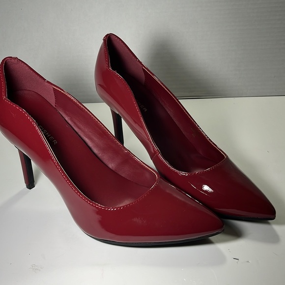 Marc Fisher DILITE PUMP - Picture 2 of 5